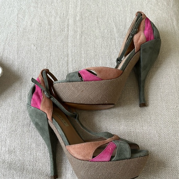 Anthropologie Shopbop and Revolve Used Brand Sexy High Heel Platform 🔥🌈❤️ - Picture 9 of 13